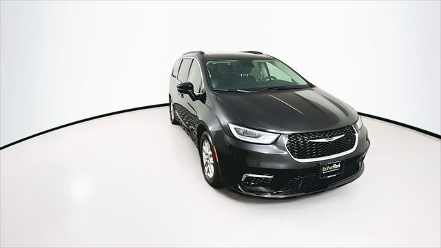 used 2022 Chrysler Pacifica car, priced at $21,389