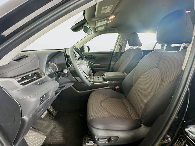 used 2023 Toyota Highlander car, priced at $29,447