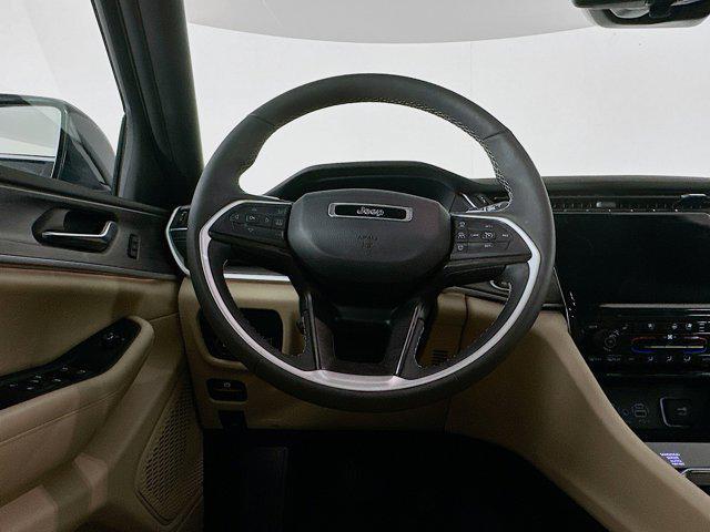 used 2023 Jeep Grand Cherokee car, priced at $28,396
