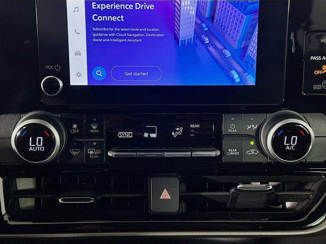 used 2024 Toyota Highlander car, priced at $32,997