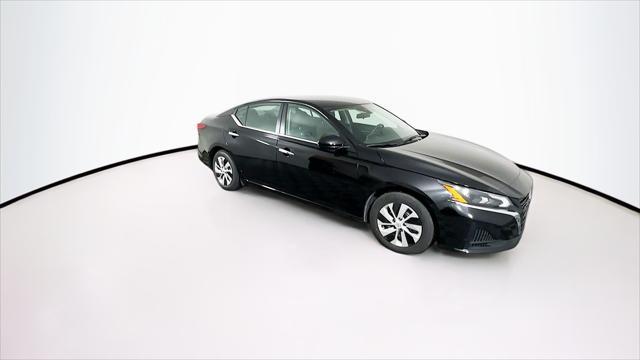 used 2023 Nissan Altima car, priced at $18,289