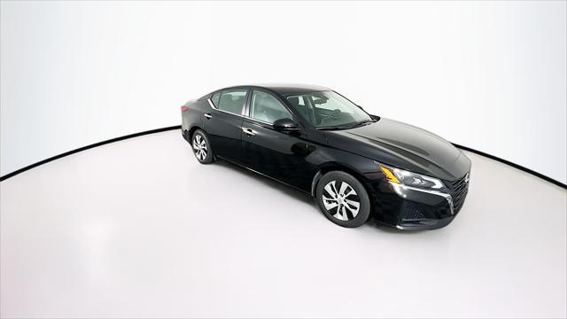 used 2023 Nissan Altima car, priced at $18,289