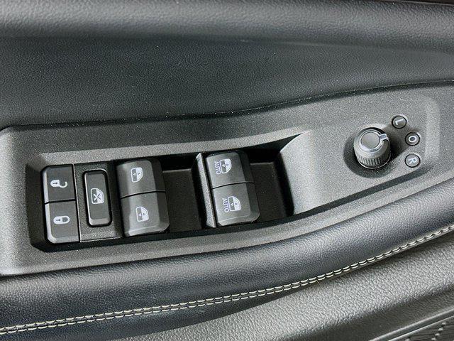 used 2023 Jeep Grand Cherokee car, priced at $29,396