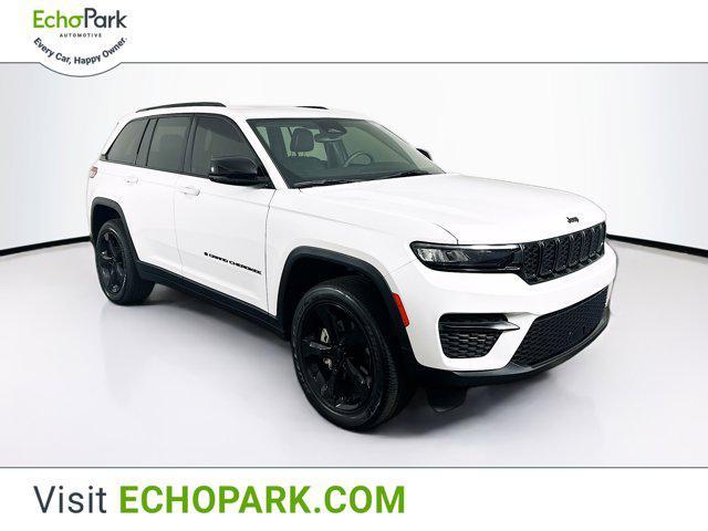 used 2023 Jeep Grand Cherokee car, priced at $29,396