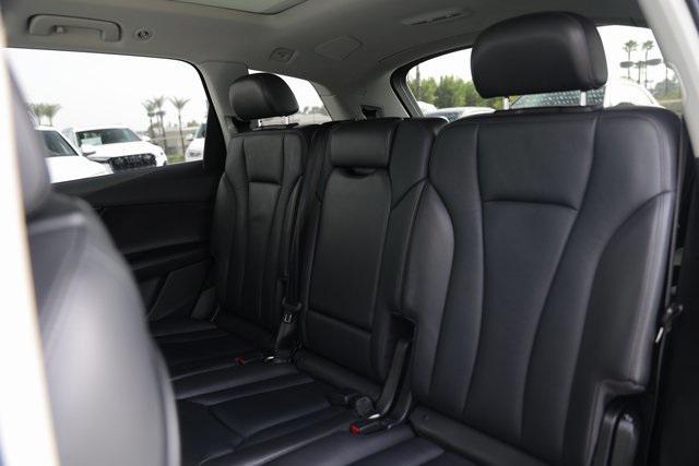 used 2018 Audi Q7 car, priced at $19,999