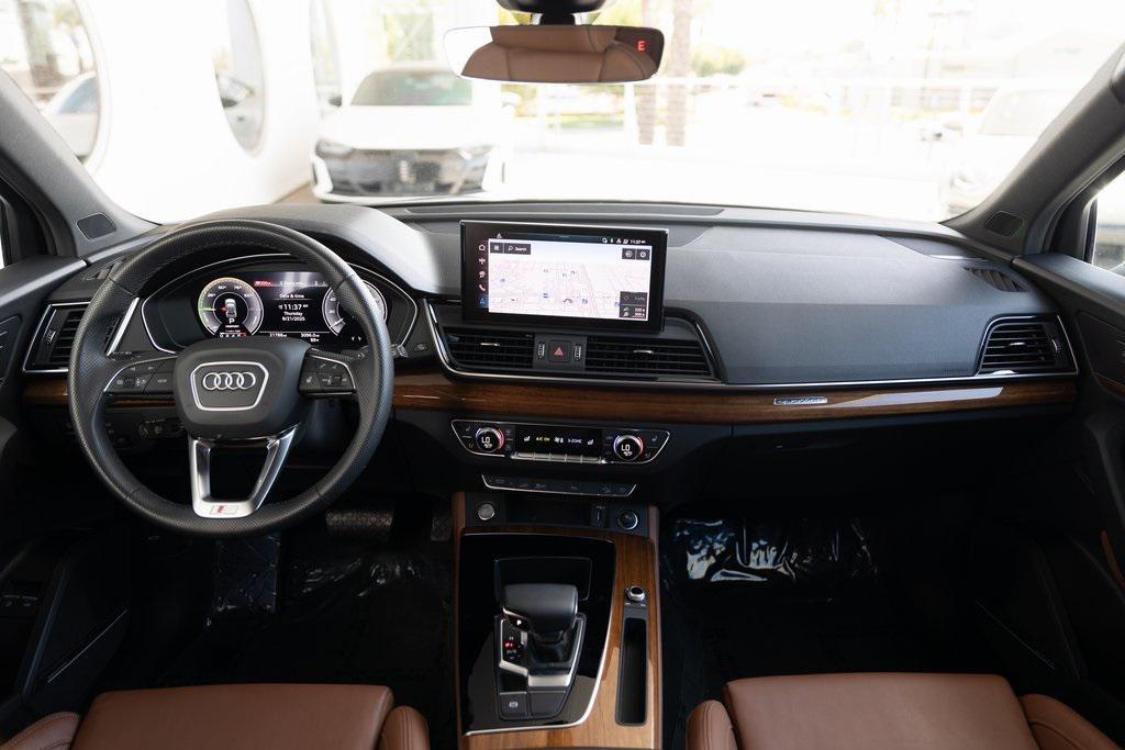 used 2024 Audi Q5 e car, priced at $45,599