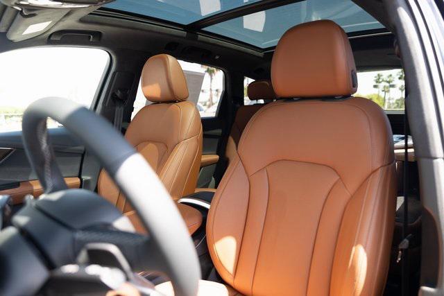 new 2025 Audi Q7 car, priced at $88,130