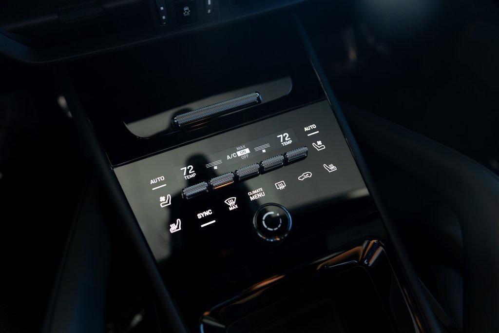 used 2025 Porsche Cayenne car, priced at $155,998