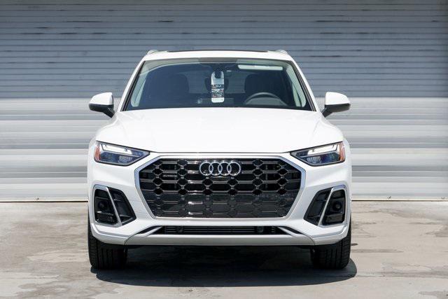 new 2025 Audi Q5 car, priced at $66,985