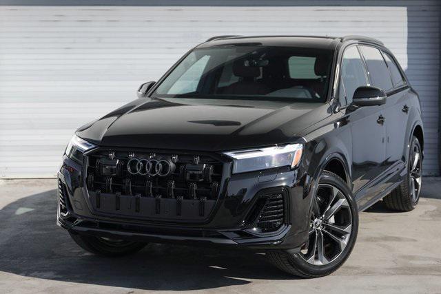 new 2025 Audi Q7 car, priced at $77,845