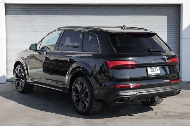 new 2025 Audi Q7 car, priced at $77,845