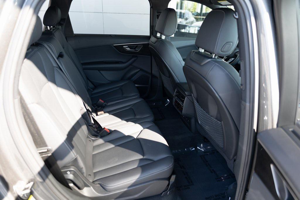 used 2025 Audi Q7 car, priced at $52,999
