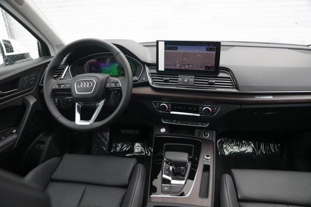 new 2025 Audi Q5 car, priced at $66,090