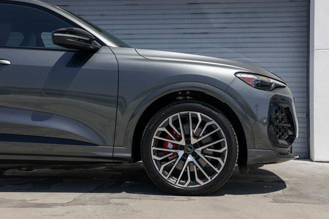 new 2025 Audi SQ5 car, priced at $74,100