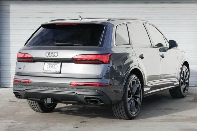 used 2025 Audi Q7 car, priced at $71,999