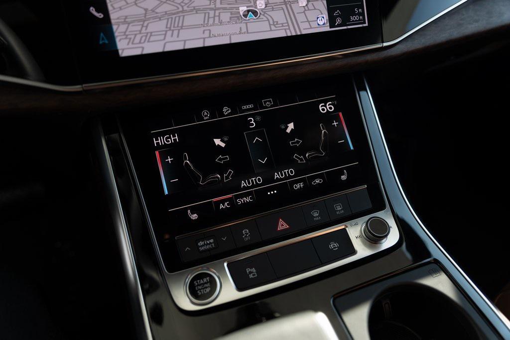 used 2025 Audi Q7 car, priced at $55,999