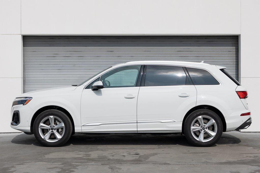 used 2025 Audi Q7 car, priced at $59,143