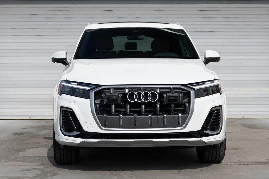 used 2025 Audi Q7 car, priced at $59,143