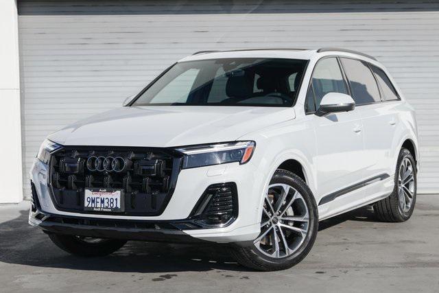 used 2025 Audi Q7 car, priced at $58,999