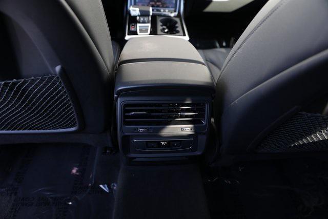 used 2025 Audi Q7 car, priced at $58,999