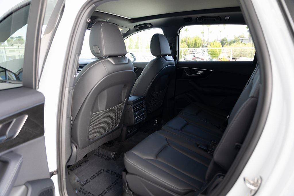 used 2025 Audi Q7 car, priced at $52,687