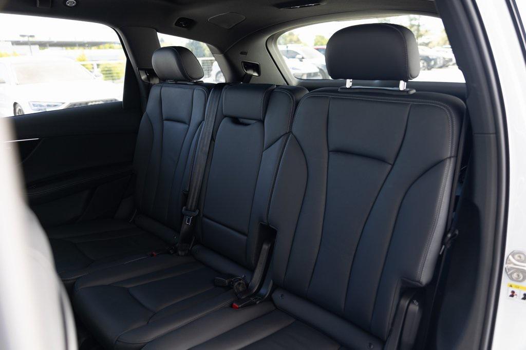 used 2025 Audi Q7 car, priced at $52,687