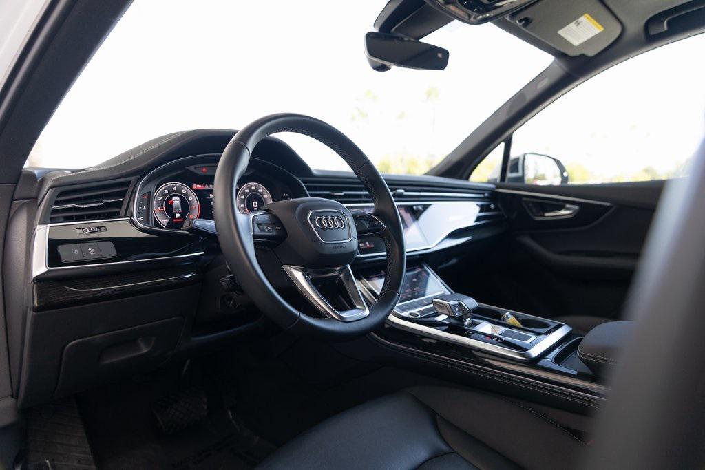 used 2025 Audi Q7 car, priced at $52,687