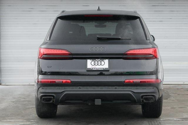 new 2025 Audi Q7 car, priced at $77,750