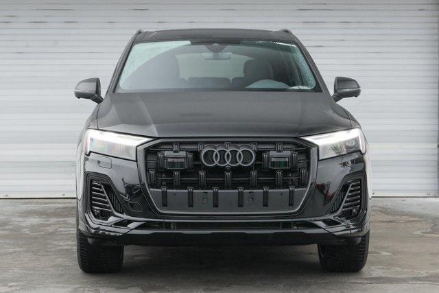 new 2025 Audi Q7 car, priced at $77,750