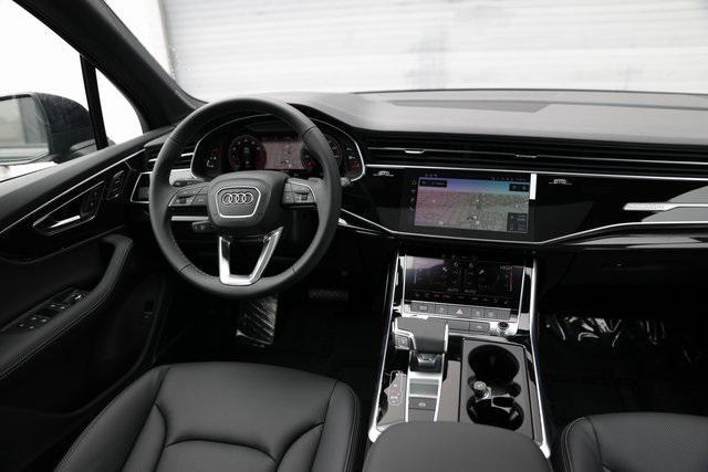 new 2025 Audi Q7 car, priced at $77,750