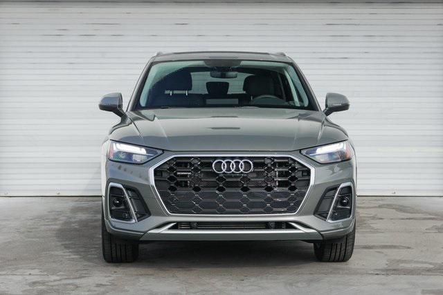 new 2025 Audi Q5 car, priced at $66,685