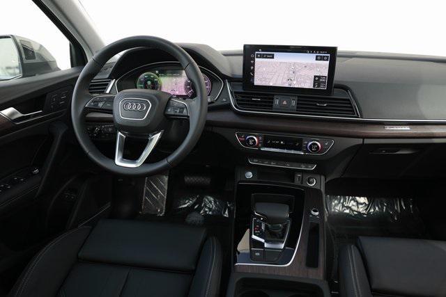 new 2025 Audi Q5 car, priced at $66,685