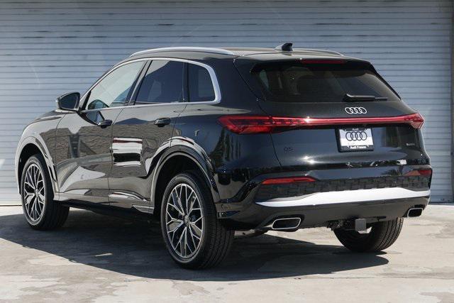 new 2025 Audi Q5 car, priced at $61,285