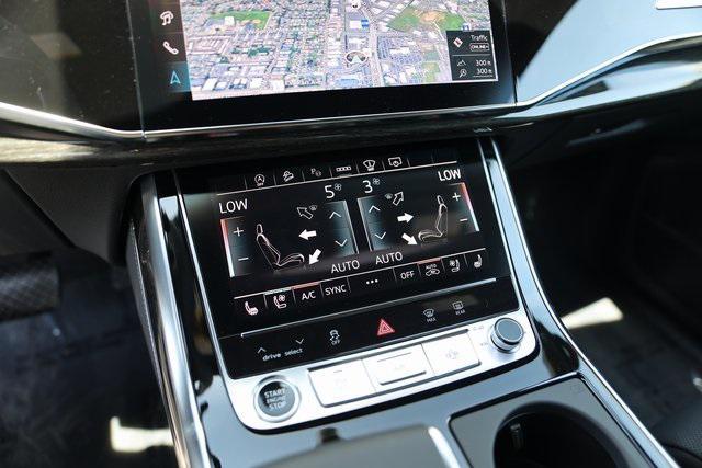 new 2025 Audi Q7 car, priced at $84,260