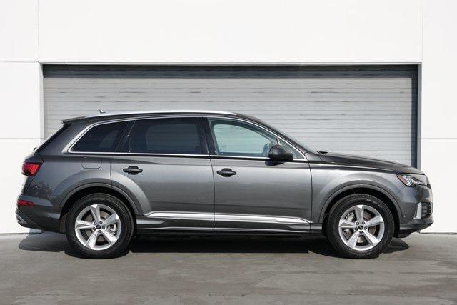 used 2024 Audi Q7 car, priced at $52,799