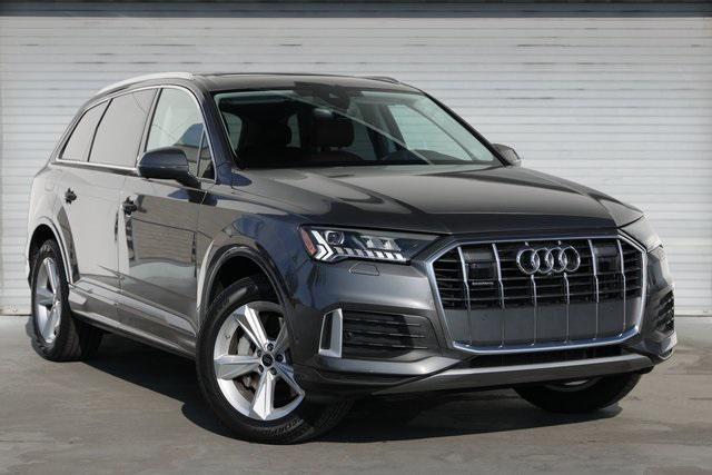 used 2024 Audi Q7 car, priced at $54,497