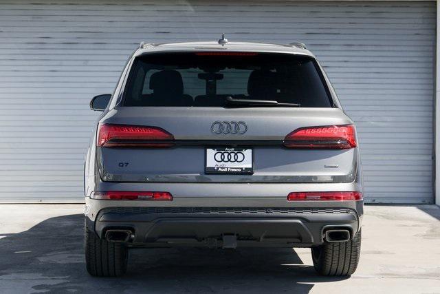 new 2025 Audi Q7 car, priced at $77,750