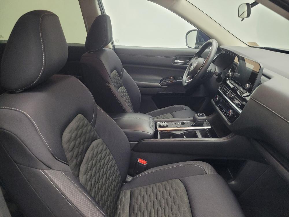 used 2022 Nissan Pathfinder car, priced at $26,495
