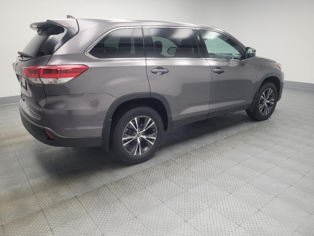 used 2019 Toyota Highlander car, priced at $24,495