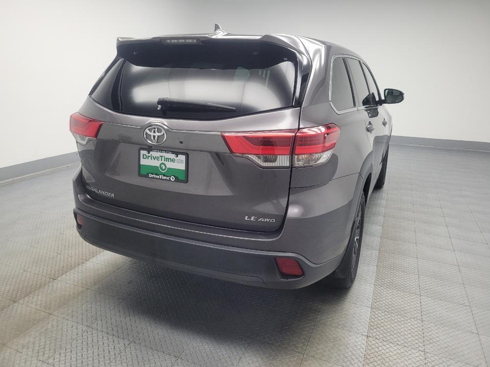 used 2019 Toyota Highlander car, priced at $24,495