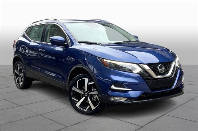 used 2022 Nissan Rogue Sport car, priced at $23,689