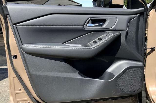new 2025 Nissan Rogue car, priced at $33,156