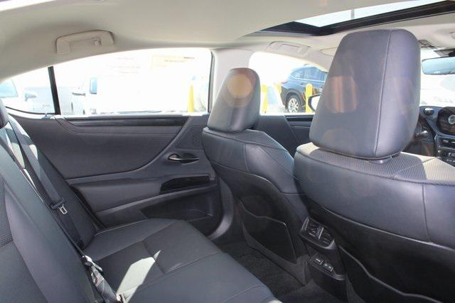 used 2022 Lexus ES 350 car, priced at $31,988