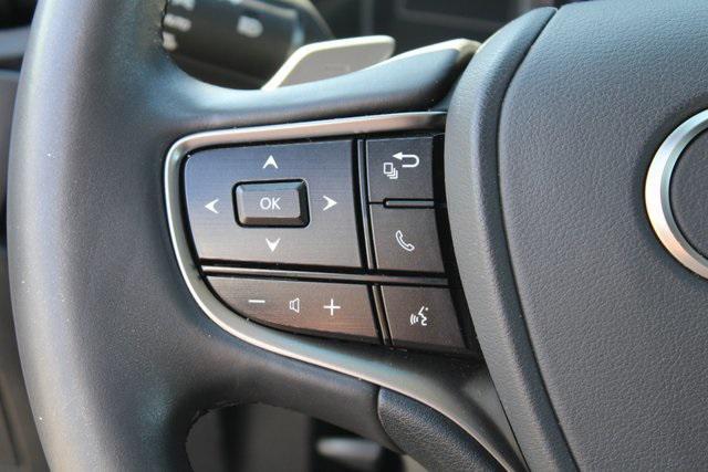 used 2022 Lexus ES 350 car, priced at $31,988