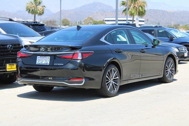 used 2025 Lexus ES 300h car, priced at $44,988