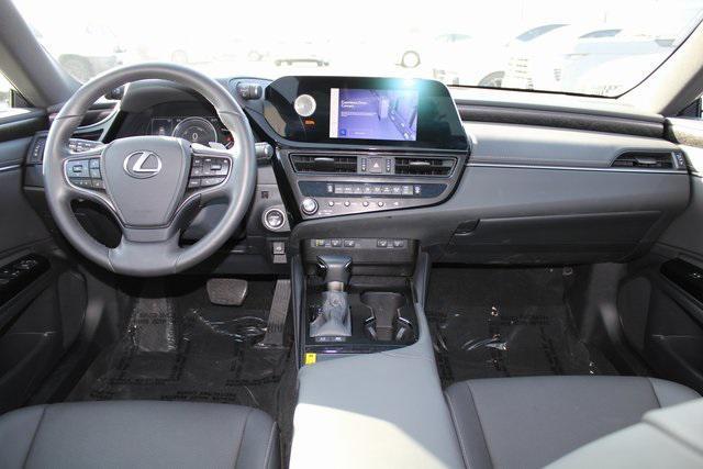 used 2024 Lexus ES 300h car, priced at $39,988