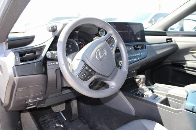 used 2022 Lexus ES 300h car, priced at $39,988