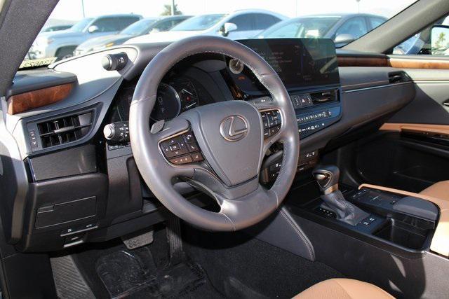 used 2022 Lexus ES 300h car, priced at $39,988