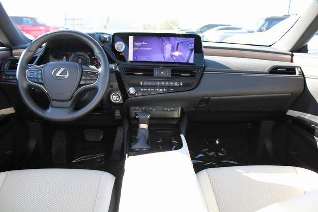 used 2024 Lexus ES 300h car, priced at $40,988