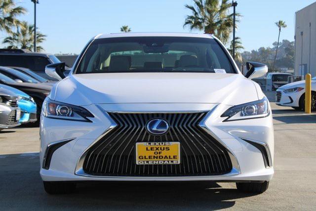 used 2019 Lexus ES 300h car, priced at $34,988